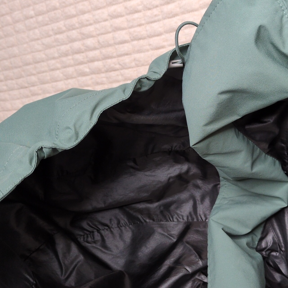 Marmot Hooded Raincoat - Picture 8 of 12